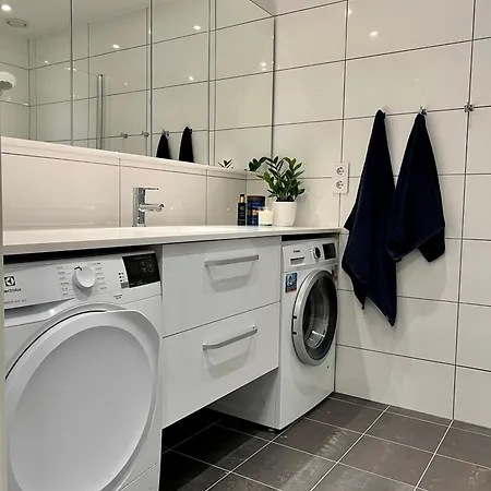 Apartman Stylish & By The Pier Cozy Balcony