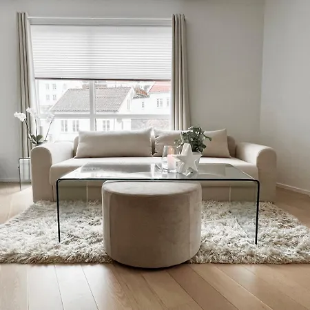 Apartman Stylish & By The Pier Cozy Balcony Arendal