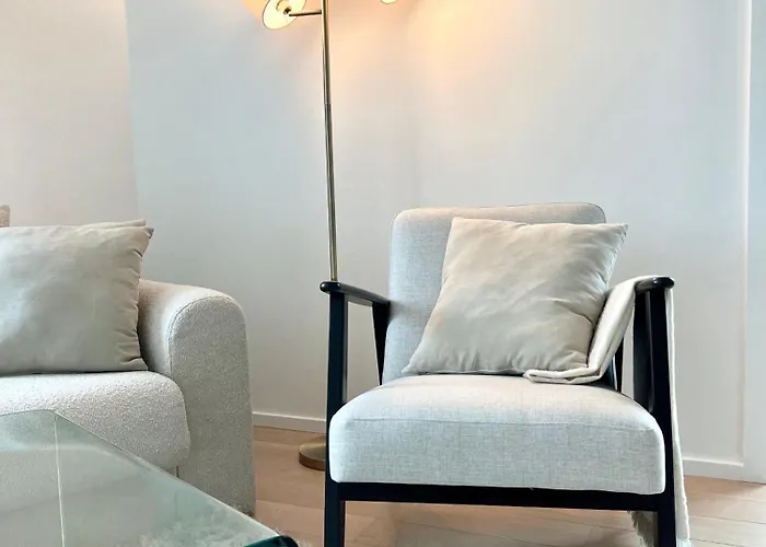 公寓 Stylish & By The Pier Cozy Balcony 阿伦达尔