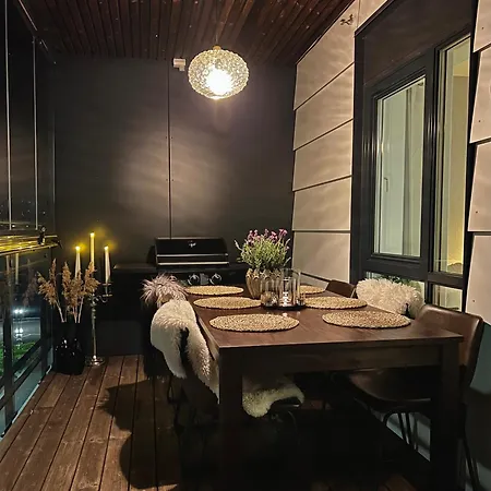 아파트 Stylish & By The Pier Cozy Balcony *